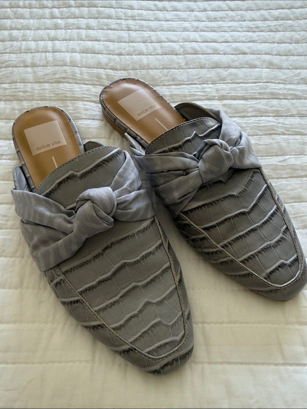 Dolce Vita Light Grey Croc-Embossed Knotted Slide Mules